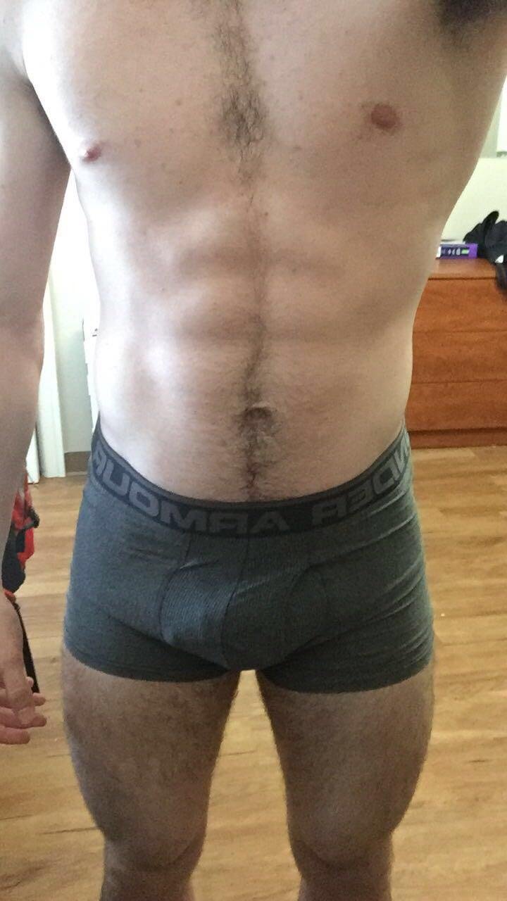 Pre leg day bulge for y’all